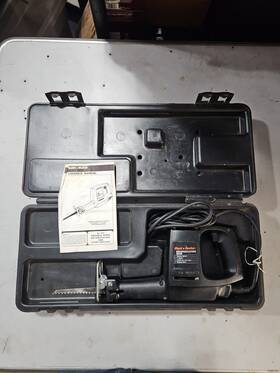 7554 Black Decker And Variable Speed Reciprocating Saw No. 1/2 Hp