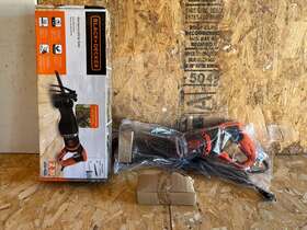 7reciprocating Black Decker Bes301k 7 Amp Reciprocating Saw With Removeable Branch Holder -