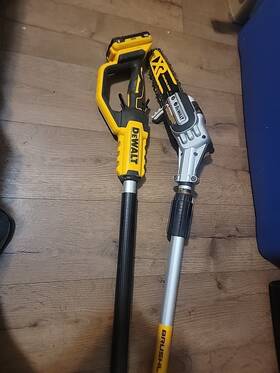 Dewalt 313043545514 20v Max 8 Inch Cordless Battery Powered Pole Saw Tool Only
