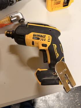 Dcf620b Dewalt Screw Gun Tool Only