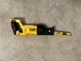 Dsc380 Dewalt 20v Max Reciprocating Saw Excludes Battery And Charger
