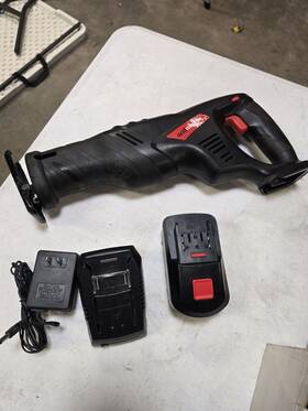 68240 Drill Master 93830 18v Reciprocating Saw And With Battery Charger