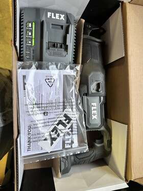 Fx2271-z Flex 24v Brushless Reciprocating Saw With Orbital Cutting. Charger And Tool Only