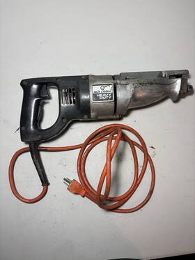 3103-09 Heavy Duty Vintage Black And Decker Cut Saw Tested Working