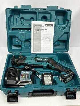 Rj03r1 Makita Cordless Reciprocated Saw In Case With Charger And Battery