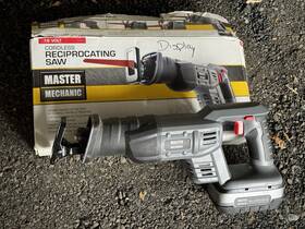 Master Mechanic 62870 Mecanic 18 V Cordless Reciprocating Saw With Battery And Charger