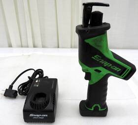 Ctrs761ag Snap-on 14.4v Reciprocating Saw With 2.5ah Battery And Charger