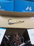 Jig Head Hooks Mustad Needle Power Lock 91763BLN Size 4/0 One Box Of 100. Fixed Price $50.00.