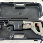 Porter Cable Tiger Saw 735 Variable Reciprocating W/case Works Great. Fixed Price $54.00.