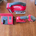 5 Pc Craftsman Sabre / Jig Saw (works) Lithium+ 2 Batteries +charger +flashlight. Fixed Price $109.00.