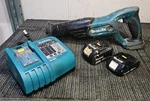 Makita XRJ03 18V Lxt Lith-ion Reciprocating Saw + 2 Batteries & Charger Read. Fixed Price $104.99.