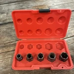Craftsman 5-PIECE Nut & Bolt Extractors Sizes #3-5-7-9-10 In Red Storage Case. Fixed Price $18.00.