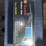Makita JR3000V Reciprocating Saw With Metal Case Excellent Condition!. Fixed Price $42.50.