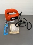 Black + Decker JS510G Variable Speed 4.5 Amp Electric Corded Jig Saw BT17. Fixed Price $5.99.