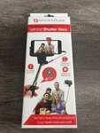 Spektrum Selfie Stick Black 3.5FT Adjustable Shutter Button For Apple Android. Fixed Price $7.99.